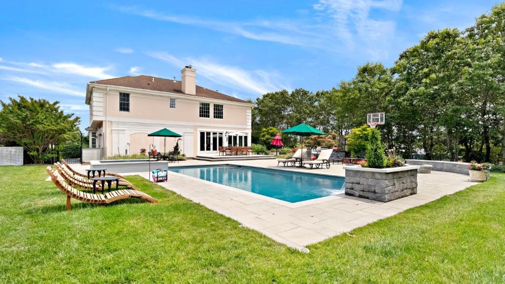 Exquisite in East Quogue