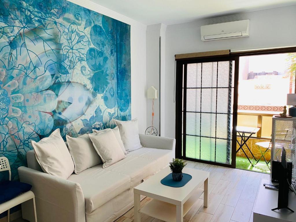 Salvador Cuyas "Apartamento el Mar" - 2
