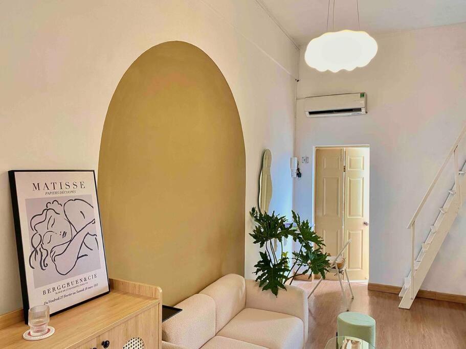 Homestay - Cozy Corner w Balcony n City View near Saigon Centre, Ho Či Minovo Město