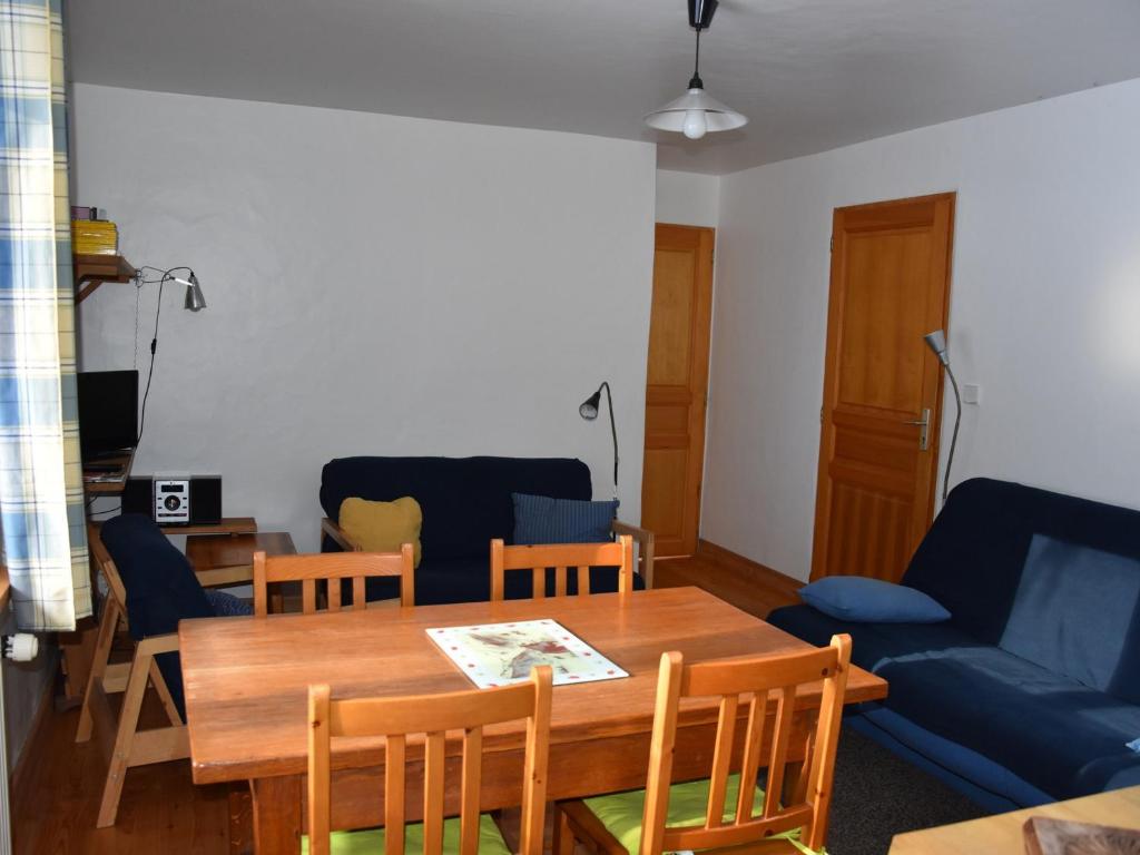 Charmant rez-de-jardin dans chalet avec parking et animaux admis - FR-1-464-170 - 5