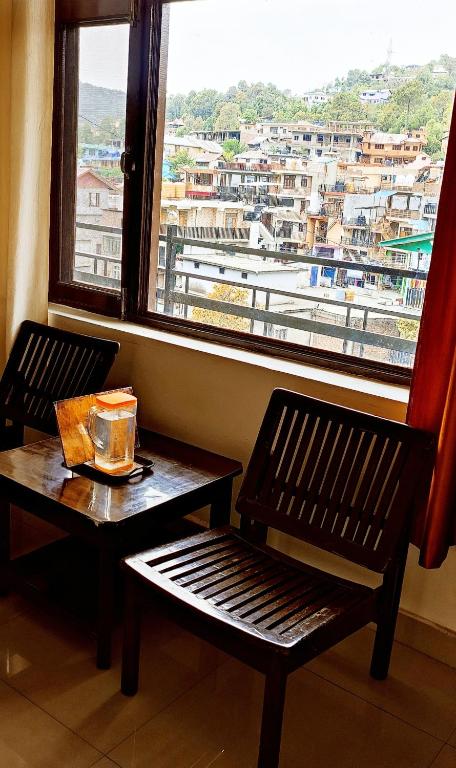 Hotel Avi Inn Dalhousie photo