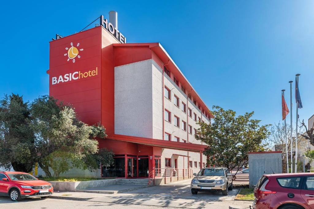 Hotel Basic photo