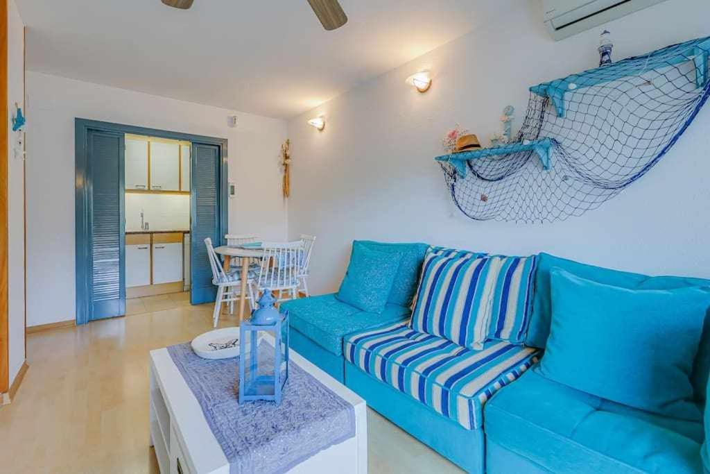 BA Windsor 13, Blanes