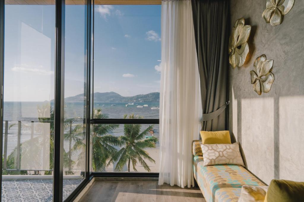 Patong Signature Boutique Hotel photo