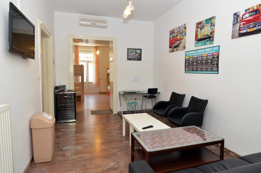 Shared lounge/TV area