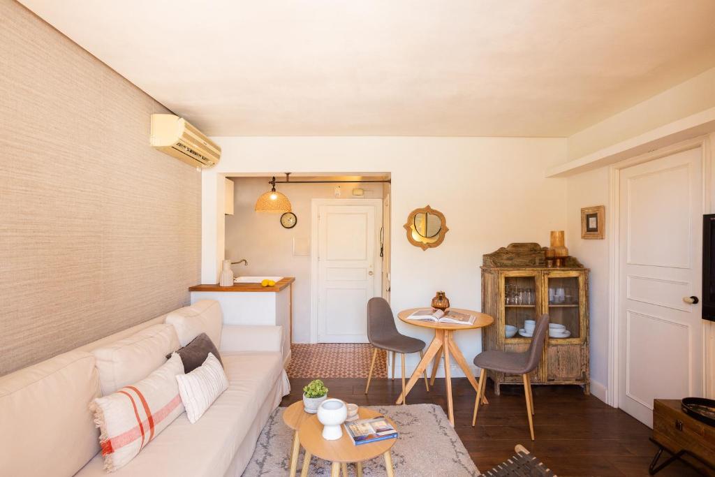 Apartamento con terraza junto a Sol - 4