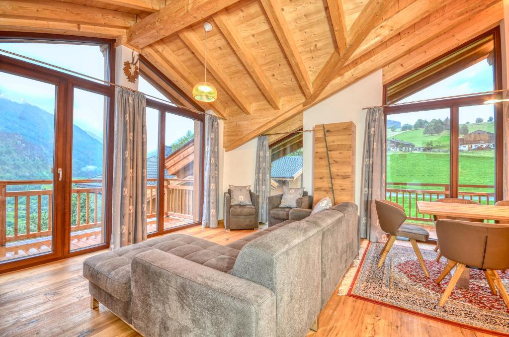 Ski-in Ski-out Chalet Maiskogel 13B - by Alpen Apartments - 5