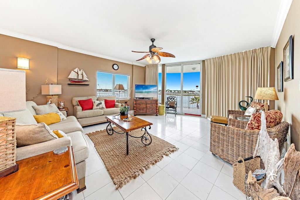 The Pass Unit 301, Orange Beach