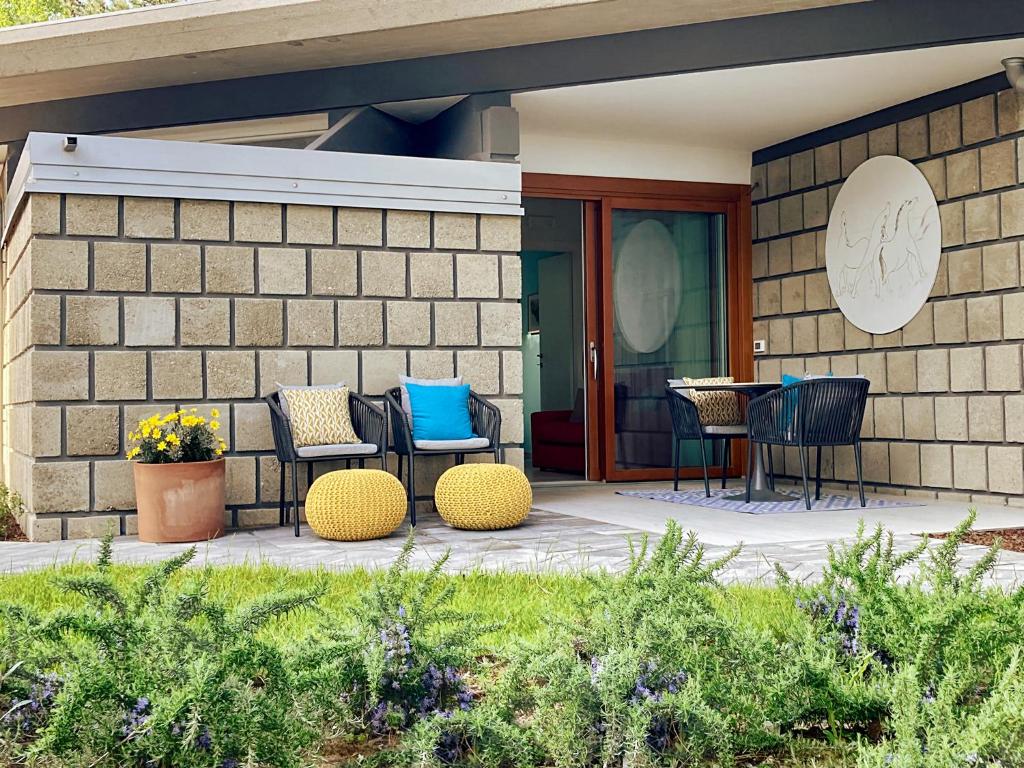 Seafront Apartments D'Olivo al Mare - 1