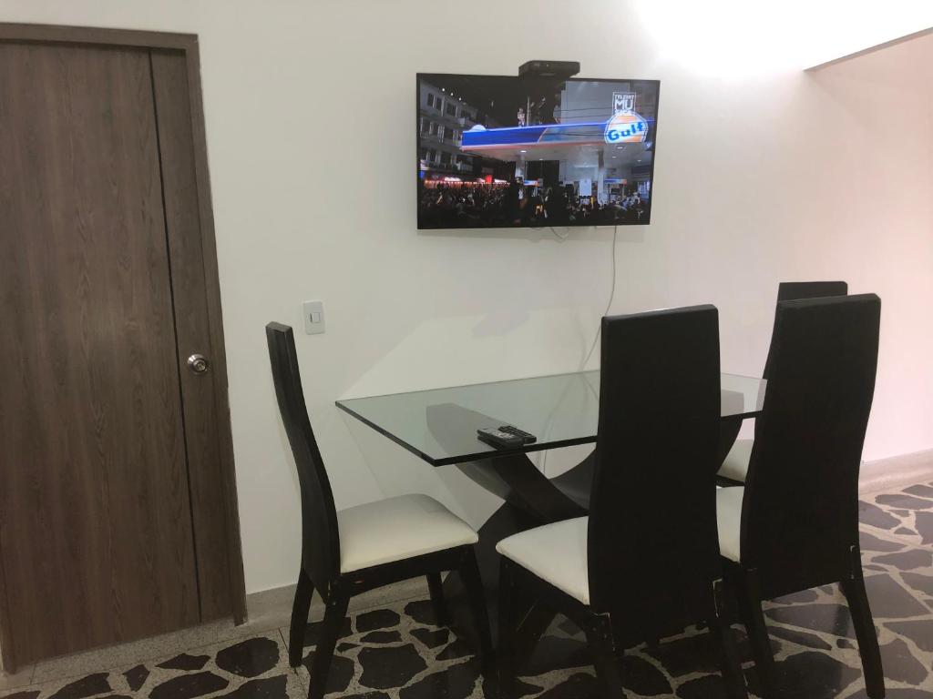 Apartamento amplio en laureles, excelente ubicación, 3 alcobas 403 - 5
