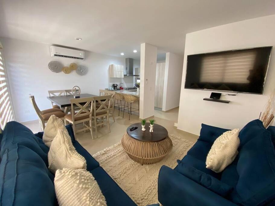 CASA CORAL LUJO Y EQUIPAMIENTO RESDENCIAL PALMILLA - 1