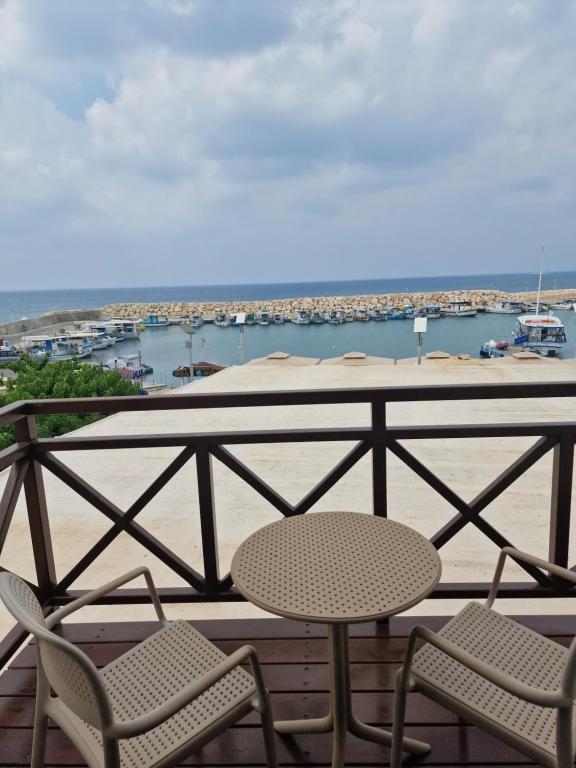 Y & P LATCHI HOTEL photo
