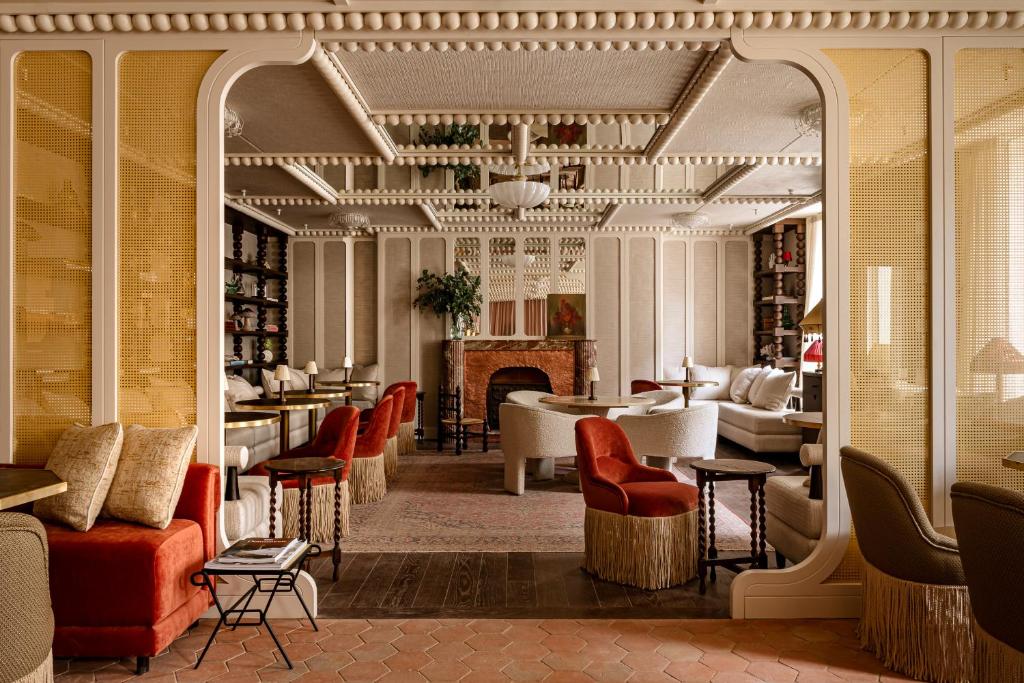 Amarante Champs Elysees Hotel