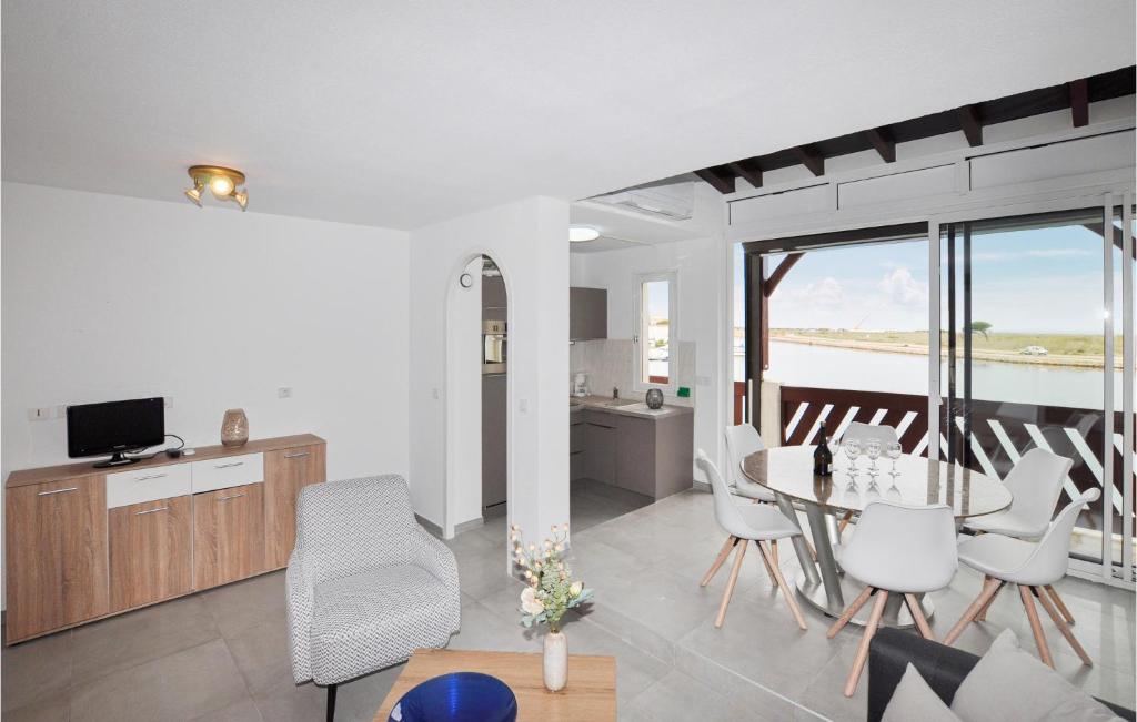 Cozy Apartment In Saint-Cyprien - 3
