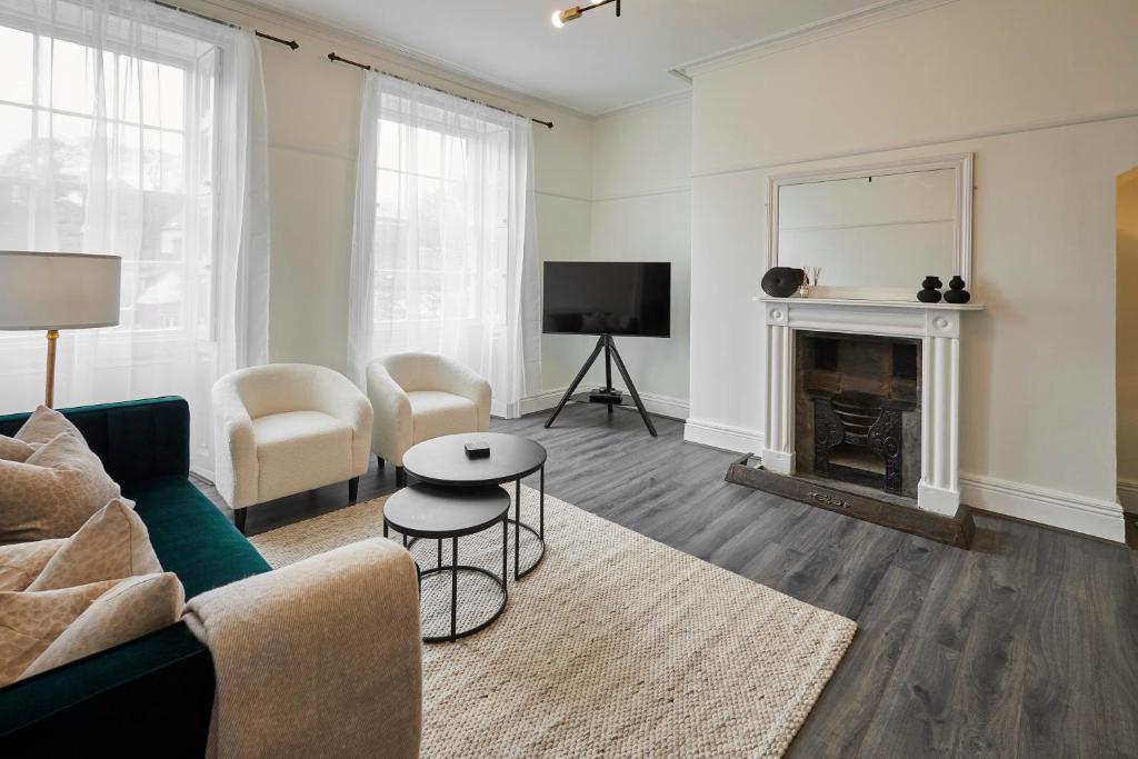 Host & Stay - Scoresby Place, Whitby