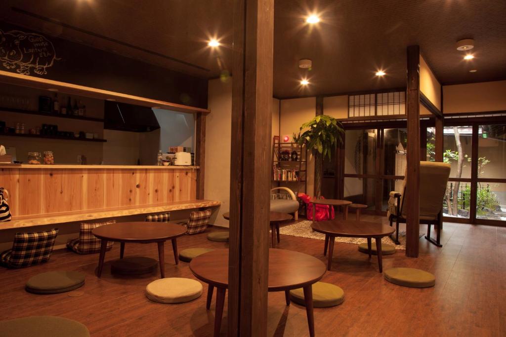 delat sällskapsrum/tv-rum