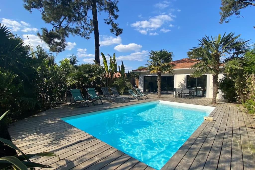VILLA Arcachon 12 pers AVEC PISCINE chauffée 1 mai au 30 sept - 1
