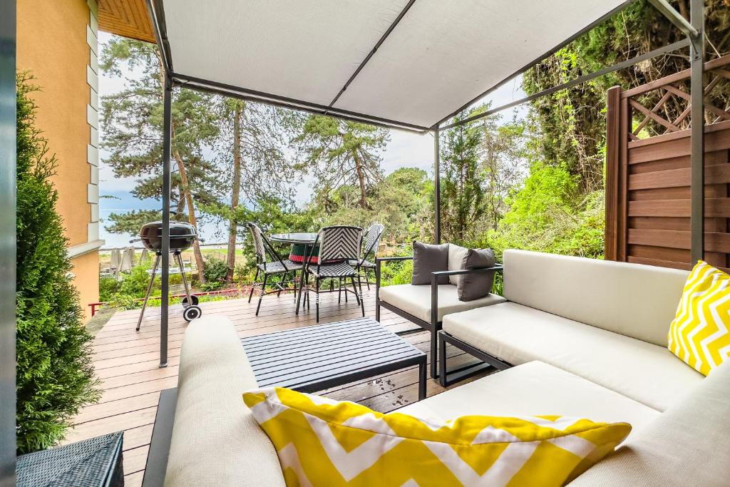 Garden of Eden 1-bedroom apartment – Lakefront - 3