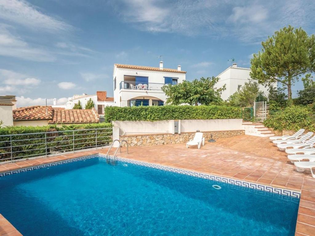 Holiday Home Garbinell I by Interhome, L' Escala