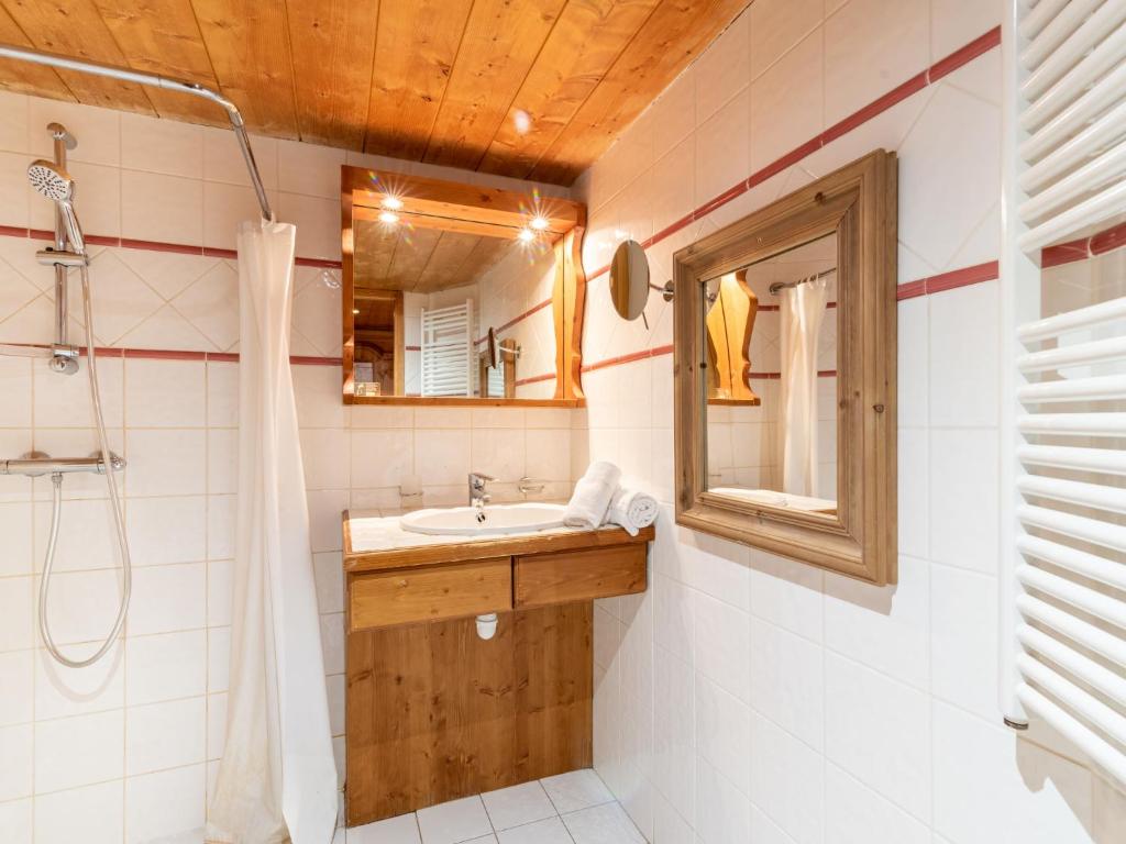 Apartment Ecrin des Neiges - Val Claret-2 by Interhome - 5