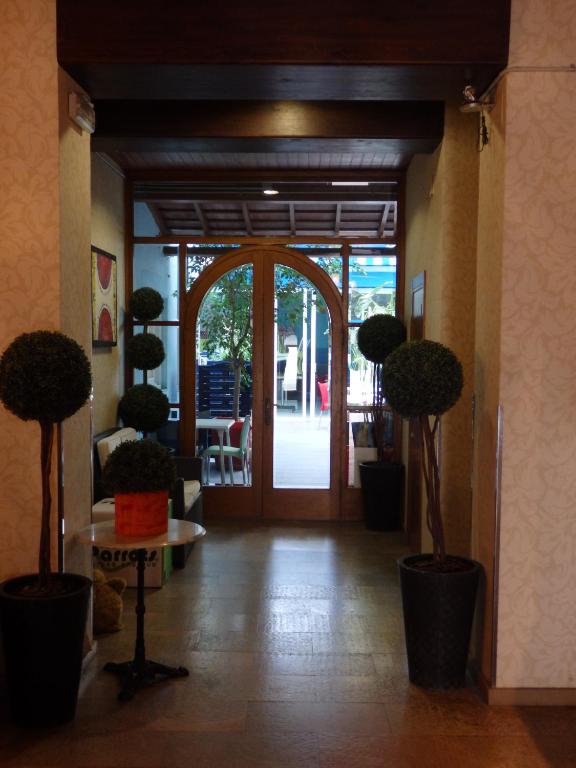 Parrots Sitges Hotel photo