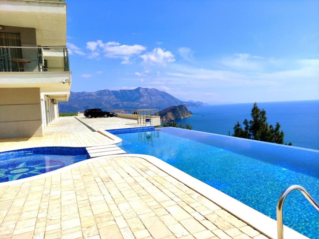 Nature Escape Infinity Pool and Amazing Sea View, Budva