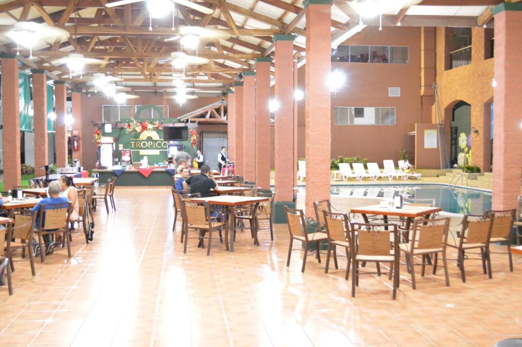 Hotel Tropico Inn photo
