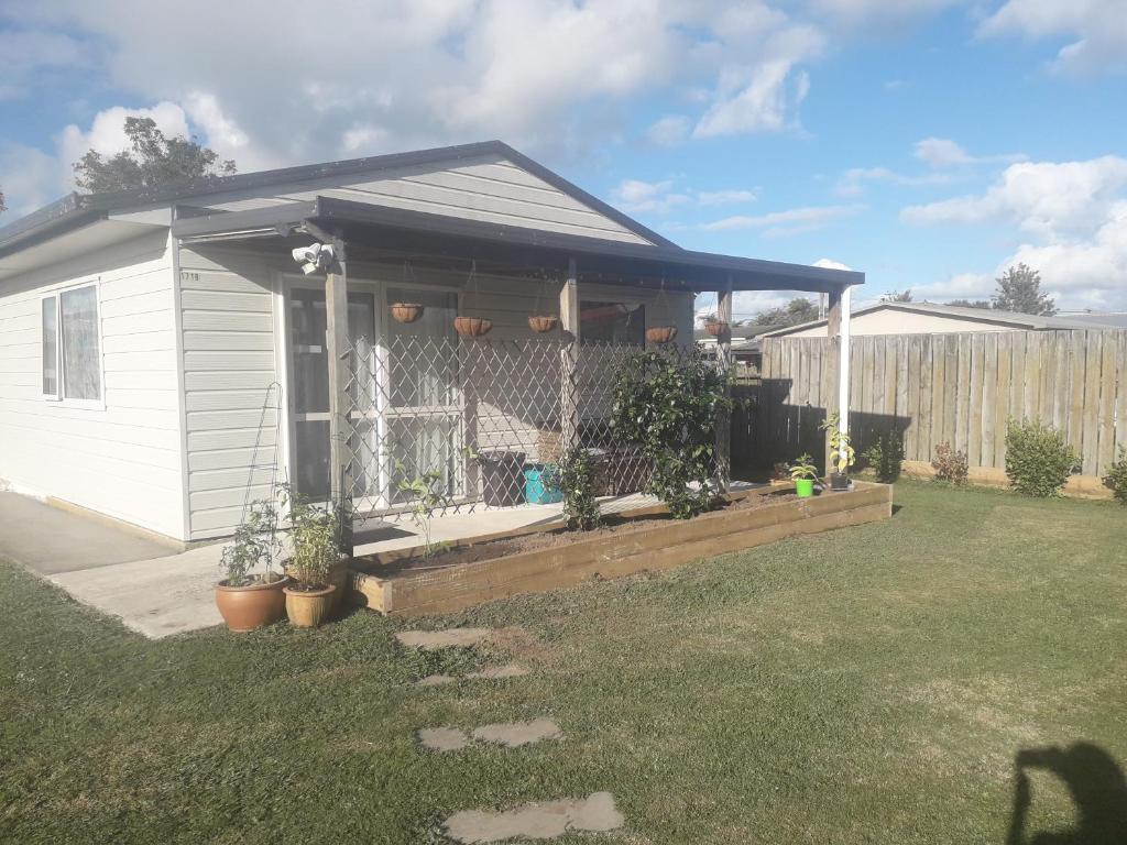 Comfortable 1 bedroom perfect for travelers or workers