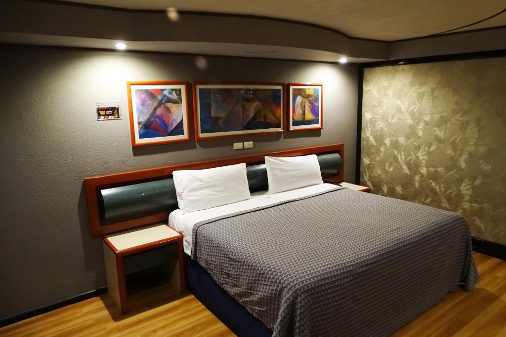 Hotel Oslo - 3