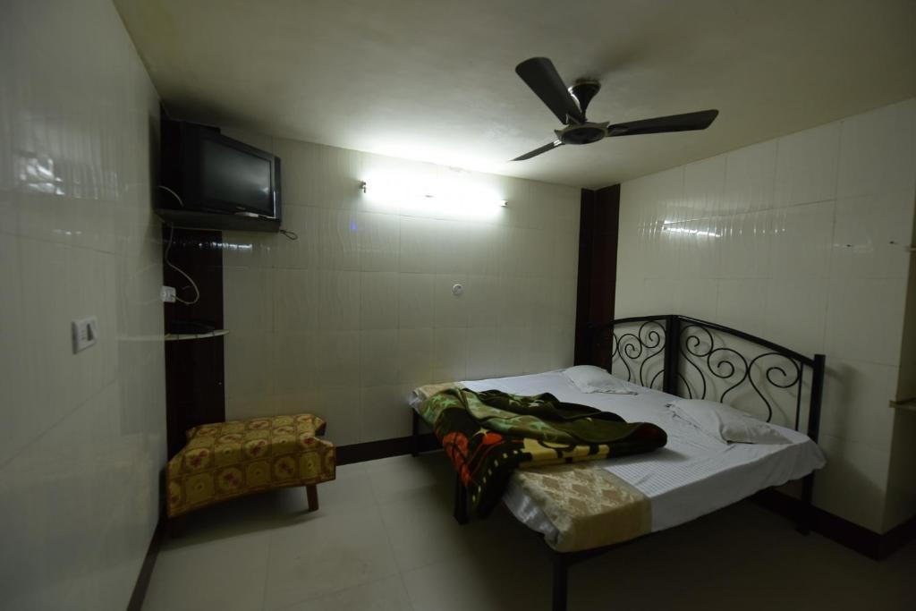 Baba Guest House photo