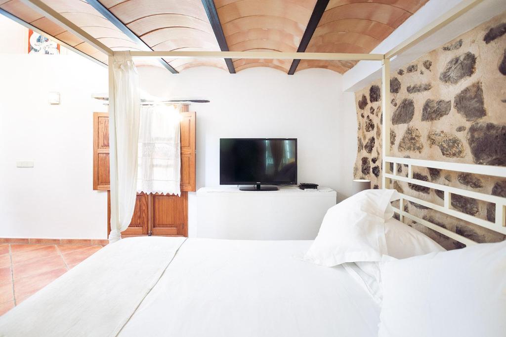 Hotel Nord Boutique — Hotel rooms in Estellencs, Balearic Islands