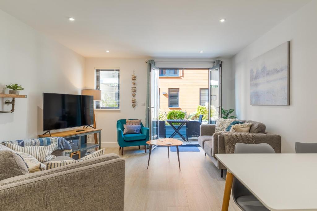 1 Putsborough - Luxury Apartment at Byron Woolacombe, only 4 minute walk to Woolacombe Beach!, Woolacombe