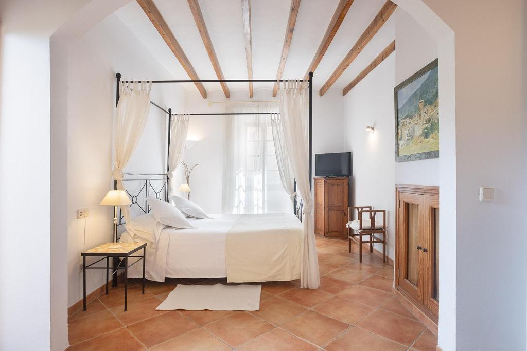 Hotel Nord Boutique — Hotel rooms in Estellencs, Balearic Islands
