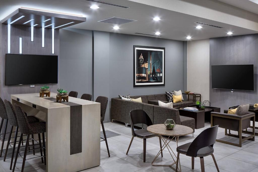 Bar/lounge