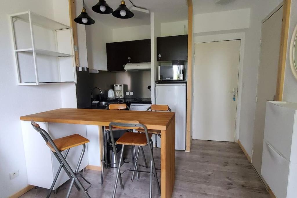 appartement dans résidence avec piscine - 3