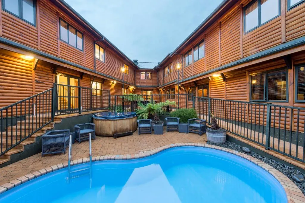 Lakefront Lodge Taupo，位于陶波的酒店