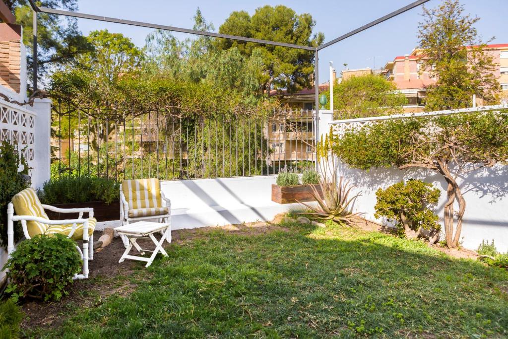 Casa Jardín - residential area -free parking outdoor- Málaga Este - 2
