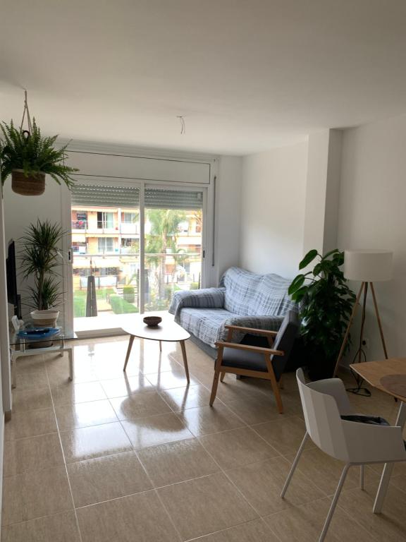 Acogedor apartamento con piscina en Vilafortuny, Cambrils - 3