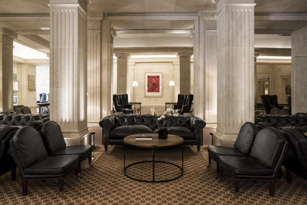Bar/lounge
