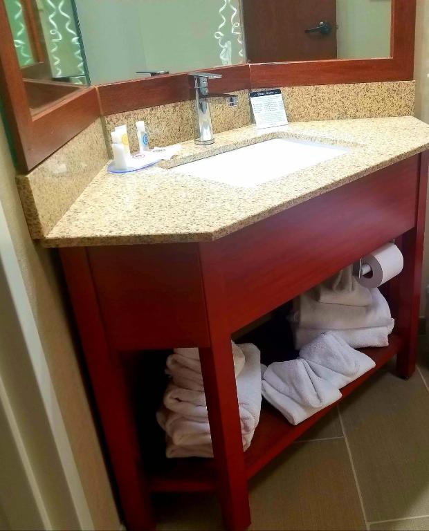 Comfort Inn photo