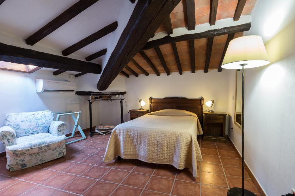 Hotel Villa Cheli photo