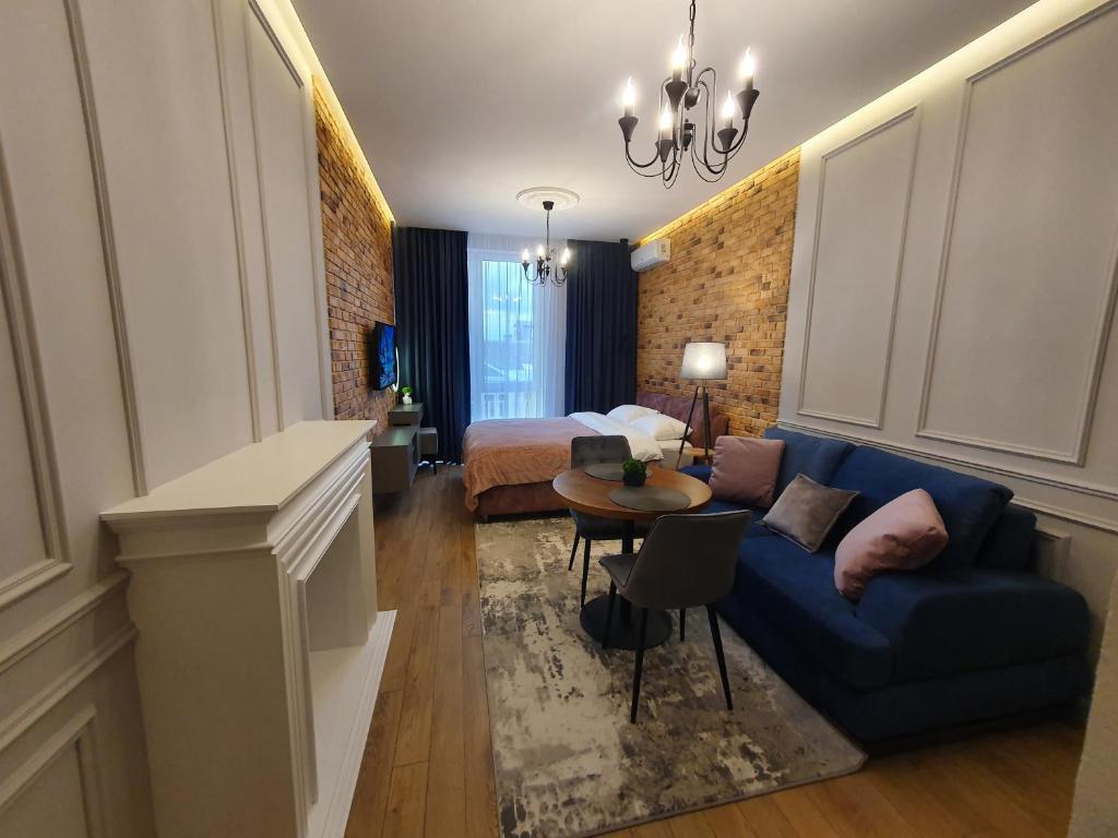 Design studio in the center of Kyiv residential complex Yaroslavov Grad, Kyjev