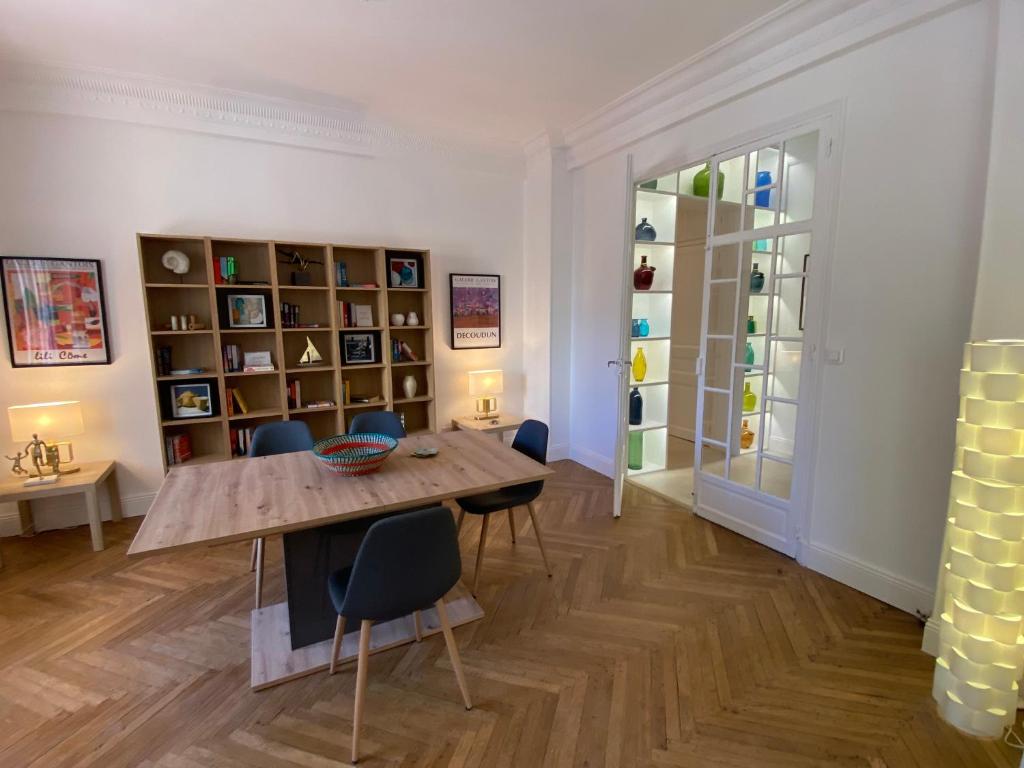 Palais Albert -2-Bedroom Apartment -Ponteil Beach -StayInAntibes - 5