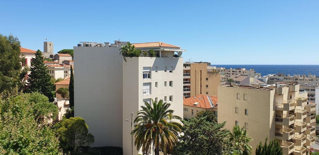 Centre et plage tout à pied échappée mer - 3