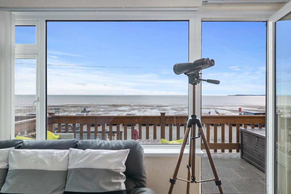 Temple Bar Apartment - Sea Front Views