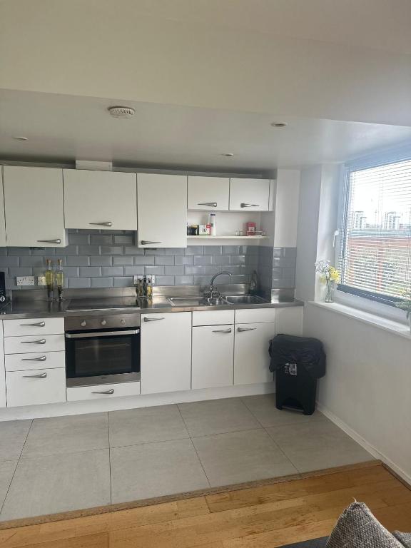 The Reflection Apartment , With river Thames view photo