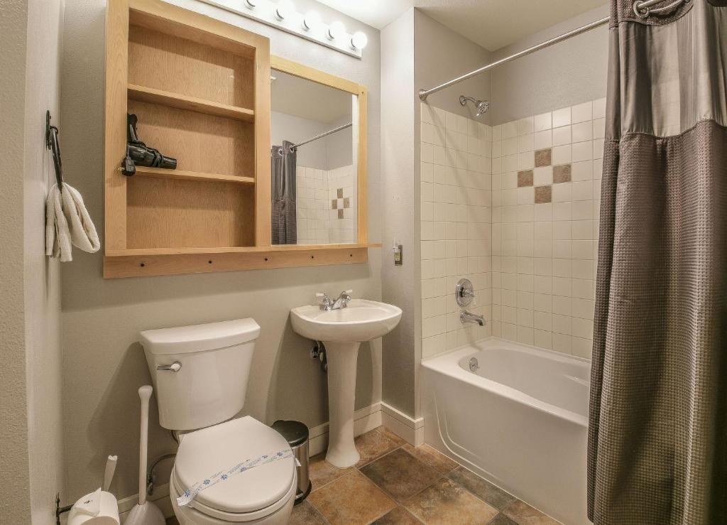 One Bedroom Condos in Silver Mill photo