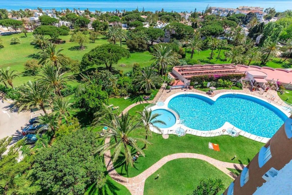 GOLDEN HOUR Beachfront apartment Marbella - 1