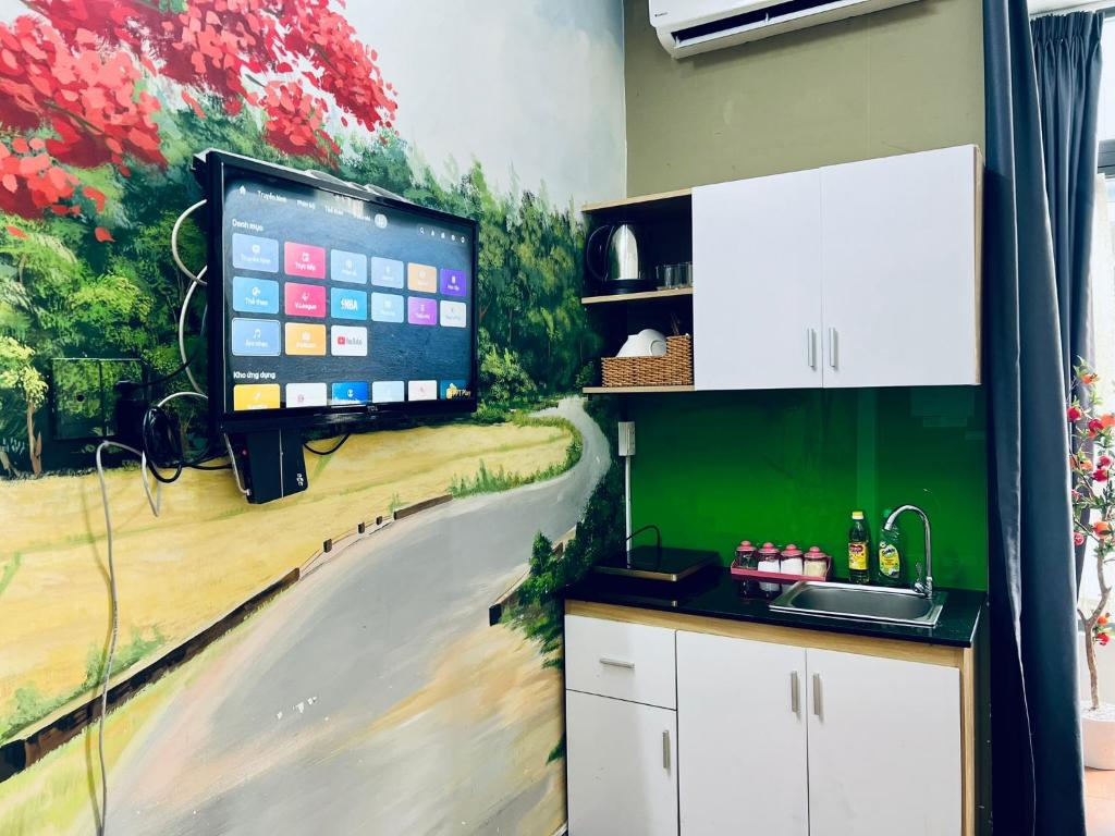 Phoenix Flower Room R202