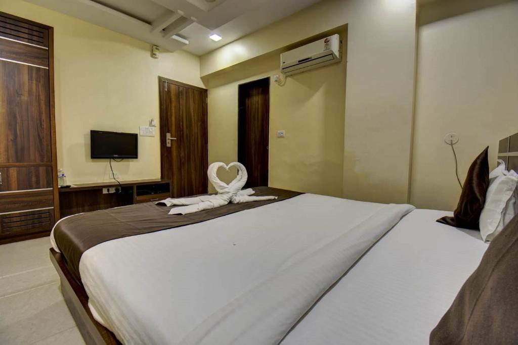 Aarya Regency photo